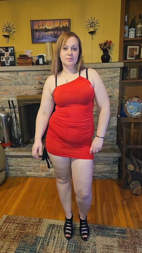 Liana Marie: Redefining Beauty with Confidence and Charm